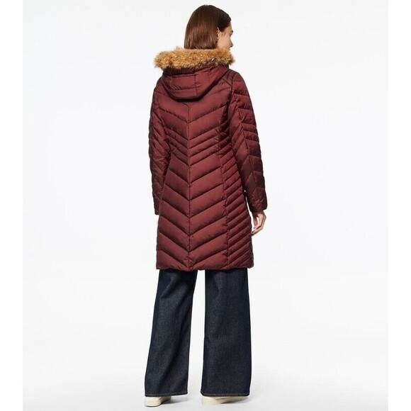 Andrew Marc Miranda Chevron Quilted Jacket Womens XS Burgundy Fur Trim Hood NWT - Picture 2 of 12